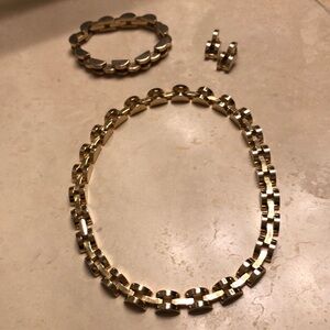 Vintage Gold-Tone Circle Link Necklace, Earrings and Bracelet Set
